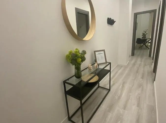 Lulu Naxos アパート