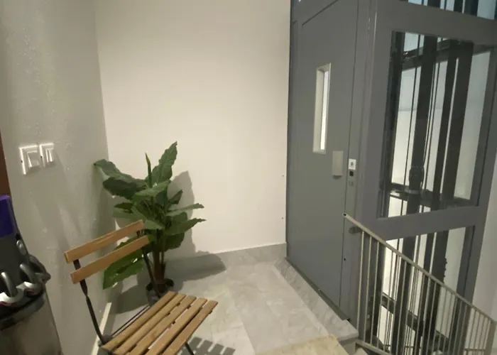 Lulu Naxos アパート *